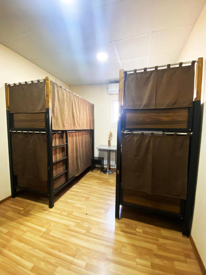 Domino Yerevan Hostel And Hotel Eksteriør billede