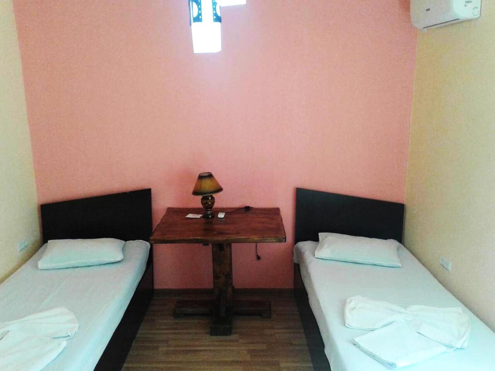 Domino Yerevan Hostel And Hotel Værelse billede